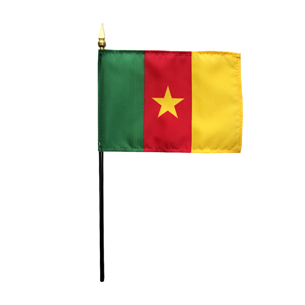 Miniature Cameroon Flag - ColorFastFlags | All the flags you'll ever need! 
